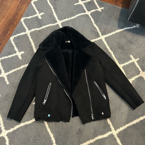 H&M FAUX FUR-LINED BIKER JACKET - Picture 1 of 15
